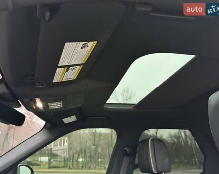 Сірий Ленд Ровер Діскавері, об'ємом двигуна 3 л та пробігом 105 тис. км за 29555 $, фото 79 на Automoto.ua