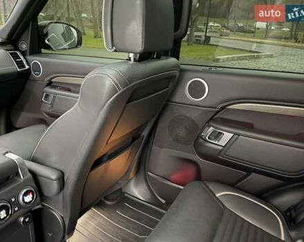 Сірий Ленд Ровер Діскавері, об'ємом двигуна 3 л та пробігом 105 тис. км за 29555 $, фото 113 на Automoto.ua