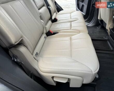 Сірий Ленд Ровер Діскавері, об'ємом двигуна 2 л та пробігом 124 тис. км за 28777 $, фото 81 на Automoto.ua