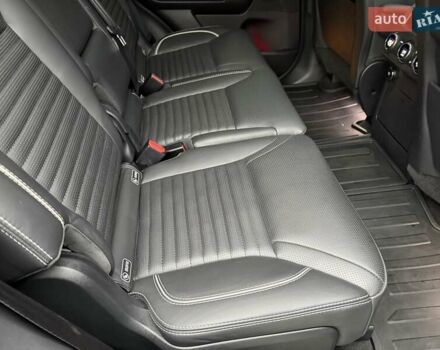 Сірий Ленд Ровер Діскавері, об'ємом двигуна 3 л та пробігом 105 тис. км за 29555 $, фото 125 на Automoto.ua