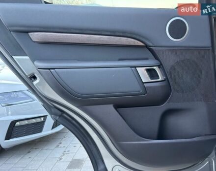 Серый Ленд Ровер Дискавери, объемом двигателя 3 л и пробегом 109 тыс. км за 34500 $, фото 11 на Automoto.ua