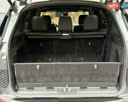 Серый Ленд Ровер Дискавери, объемом двигателя 3 л и пробегом 85 тыс. км за 35500 $, фото 16 на Automoto.ua