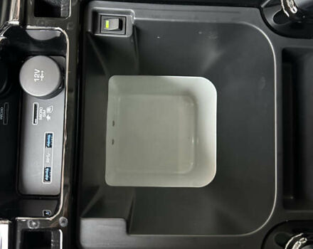 Серый Ленд Ровер Дискавери, объемом двигателя 3 л и пробегом 52 тыс. км за 39500 $, фото 70 на Automoto.ua