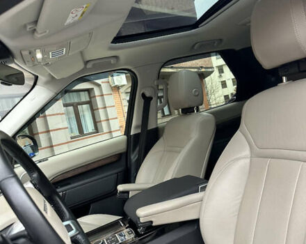 Серый Ленд Ровер Дискавери, объемом двигателя 3 л и пробегом 52 тыс. км за 39500 $, фото 72 на Automoto.ua