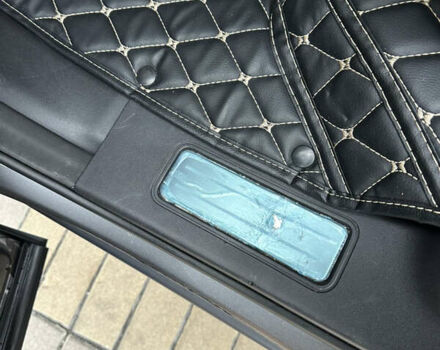 Серый Ленд Ровер Дискавери, объемом двигателя 3 л и пробегом 52 тыс. км за 39500 $, фото 77 на Automoto.ua