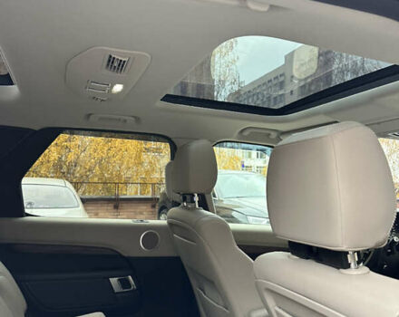 Серый Ленд Ровер Дискавери, объемом двигателя 3 л и пробегом 52 тыс. км за 39500 $, фото 90 на Automoto.ua