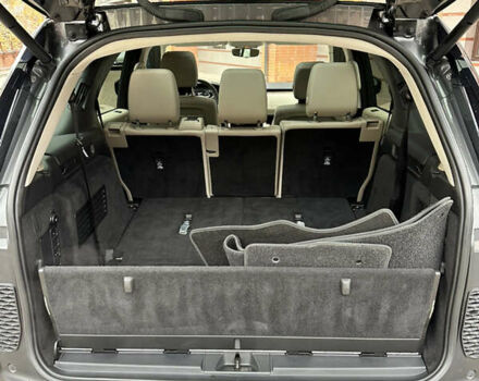 Серый Ленд Ровер Дискавери, объемом двигателя 3 л и пробегом 52 тыс. км за 39500 $, фото 98 на Automoto.ua