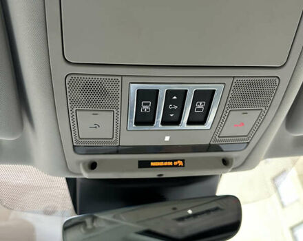 Серый Ленд Ровер Дискавери, объемом двигателя 3 л и пробегом 52 тыс. км за 39500 $, фото 127 на Automoto.ua