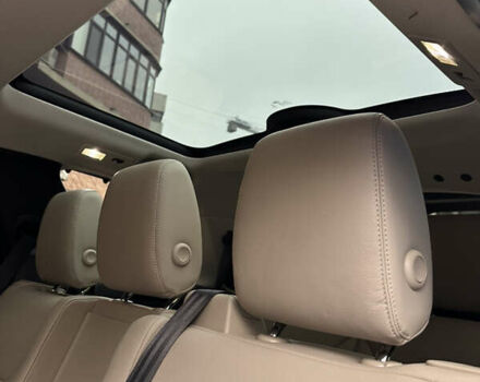 Серый Ленд Ровер Дискавери, объемом двигателя 3 л и пробегом 52 тыс. км за 39500 $, фото 79 на Automoto.ua