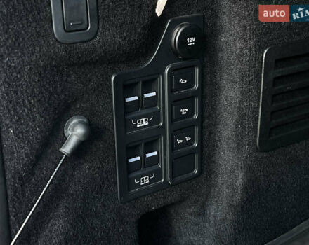 Ленд Ровер Дискавери 2019 в Киеве на Automoto.ua Серый Ленд Ровер Дискавери, объемом двигателя 3 л и пробегом 97 тыс. км за 36800 $, фото 25 на Automoto.ua