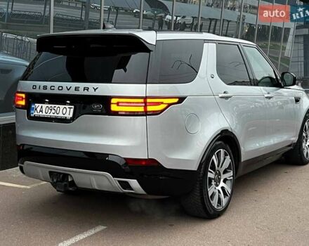 Серый Ленд Ровер Дискавери, объемом двигателя 3 л и пробегом 98 тыс. км за 34900 $, фото 3 на Automoto.ua