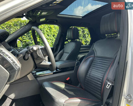 Ленд Ровер Дискавери 2019 в Киеве на Automoto.ua Серый Ленд Ровер Дискавери, объемом двигателя 3 л и пробегом 97 тыс. км за 36800 $, фото 9 на Automoto.ua