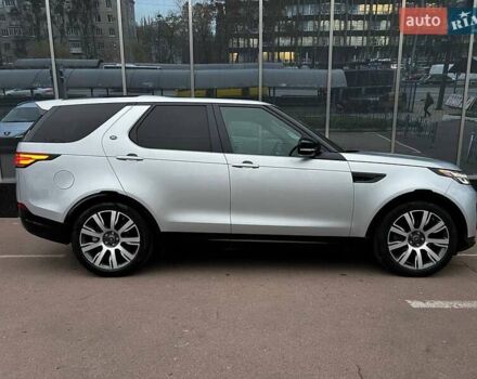 Серый Ленд Ровер Дискавери, объемом двигателя 3 л и пробегом 98 тыс. км за 34900 $, фото 6 на Automoto.ua