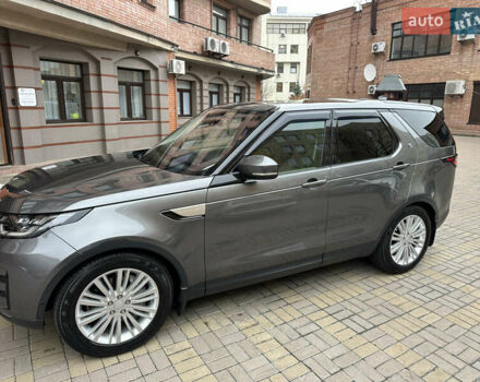 Серый Ленд Ровер Дискавери, объемом двигателя 3 л и пробегом 52 тыс. км за 39500 $, фото 27 на Automoto.ua