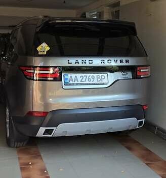 Серый Ленд Ровер Дискавери, объемом двигателя 3 л и пробегом 74 тыс. км за 50000 $, фото 28 на Automoto.ua