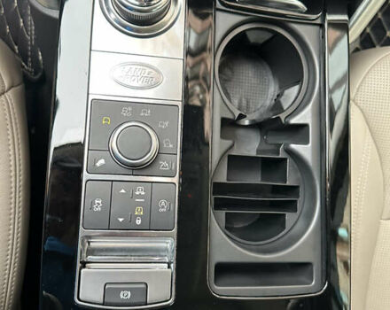 Серый Ленд Ровер Дискавери, объемом двигателя 3 л и пробегом 52 тыс. км за 39500 $, фото 69 на Automoto.ua