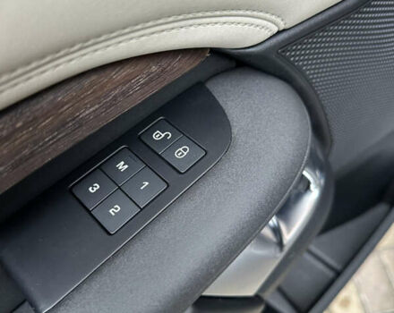 Серый Ленд Ровер Дискавери, объемом двигателя 3 л и пробегом 52 тыс. км за 39500 $, фото 118 на Automoto.ua