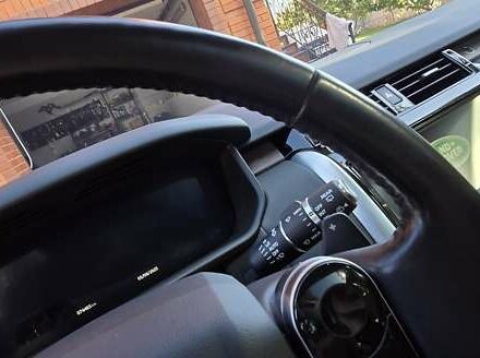 Серый Ленд Ровер Дискавери, объемом двигателя 3 л и пробегом 74 тыс. км за 50000 $, фото 10 на Automoto.ua