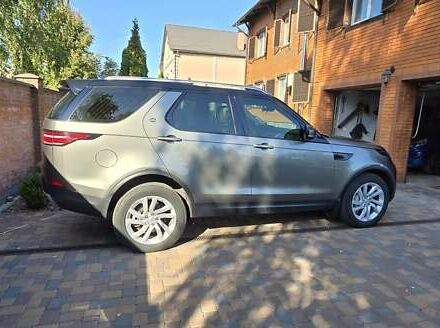 Серый Ленд Ровер Дискавери, объемом двигателя 3 л и пробегом 74 тыс. км за 50000 $, фото 22 на Automoto.ua