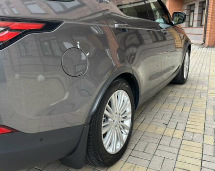 Серый Ленд Ровер Дискавери, объемом двигателя 3 л и пробегом 52 тыс. км за 39500 $, фото 17 на Automoto.ua