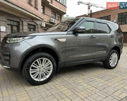 Серый Ленд Ровер Дискавери, объемом двигателя 3 л и пробегом 52 тыс. км за 39500 $, фото 46 на Automoto.ua