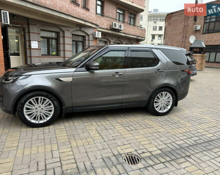Серый Ленд Ровер Дискавери, объемом двигателя 3 л и пробегом 52 тыс. км за 39500 $, фото 2 на Automoto.ua