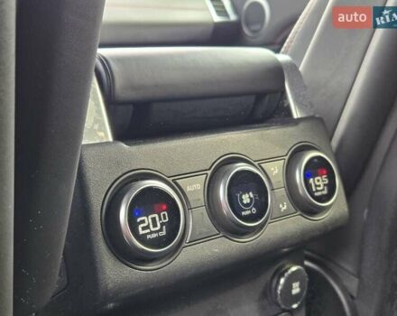 Сірий Ленд Ровер Діскавері, об'ємом двигуна 3 л та пробігом 103 тис. км за 36500 $, фото 33 на Automoto.ua