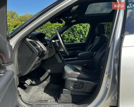 Ленд Ровер Дискавери 2019 в Киеве на Automoto.ua Серый Ленд Ровер Дискавери, объемом двигателя 3 л и пробегом 97 тыс. км за 36800 $, фото 8 на Automoto.ua