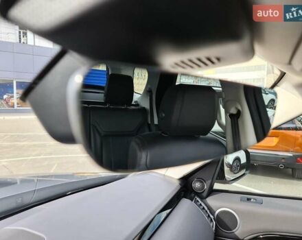 Серый Ленд Ровер Дискавери, объемом двигателя 2 л и пробегом 100 тыс. км за 41500 $, фото 29 на Automoto.ua