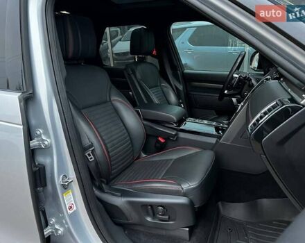 Серый Ленд Ровер Дискавери, объемом двигателя 3 л и пробегом 98 тыс. км за 34900 $, фото 11 на Automoto.ua