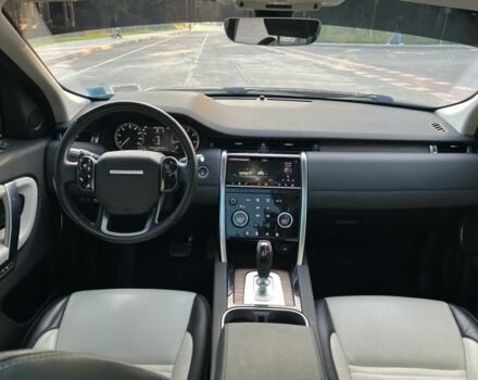 Ленд Ровер Дискавери 2020 в Житомире на Automoto.ua Серый Ленд Ровер Дискавери, объемом двигателя 2 л и пробегом 64 тыс. км за 29700 $, фото 5 на Automoto.ua