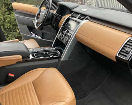 Серый Ленд Ровер Дискавери, объемом двигателя 2.99 л и пробегом 73 тыс. км за 47000 $, фото 7 на Automoto.ua