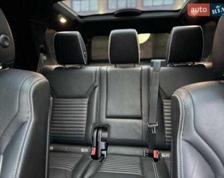 Сірий Ленд Ровер Діскавері, об'ємом двигуна 2 л та пробігом 83 тис. км за 42000 $, фото 15 на Automoto.ua