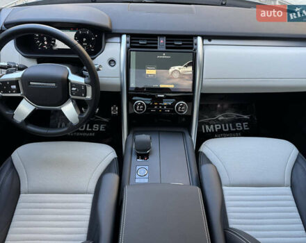 Ленд Ровер Дискавери 2021 в Киеве на Automoto.ua Серый Ленд Ровер Дискавери, объемом двигателя 3 л и пробегом 54 тыс. км за 58700 $, фото 37 на Automoto.ua