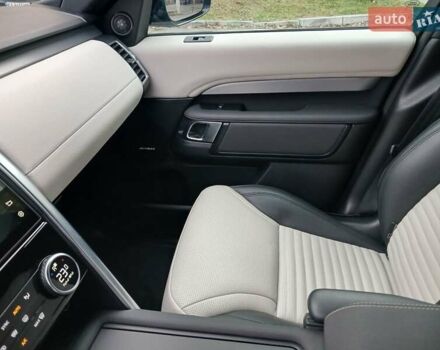 Серый Ленд Ровер Дискавери, объемом двигателя 3 л и пробегом 99 тыс. км за 49900 $, фото 37 на Automoto.ua