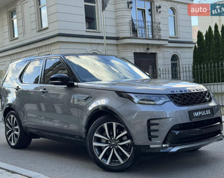Ленд Ровер Дискавери 2021 в Киеве на Automoto.ua Серый Ленд Ровер Дискавери, объемом двигателя 3 л и пробегом 54 тыс. км за 58700 $, фото 5 на Automoto.ua