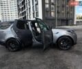 Сірий Ленд Ровер Діскавері, об'ємом двигуна 2 л та пробігом 63 тис. км за 49300 $, фото 29 на Automoto.ua