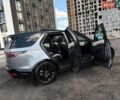 Сірий Ленд Ровер Діскавері, об'ємом двигуна 2 л та пробігом 63 тис. км за 49300 $, фото 62 на Automoto.ua
