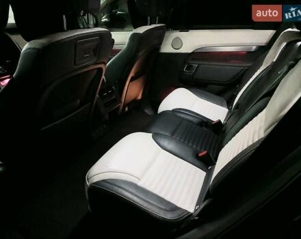 Серый Ленд Ровер Дискавери, объемом двигателя 3 л и пробегом 99 тыс. км за 49900 $, фото 26 на Automoto.ua