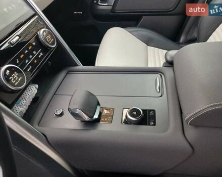 Серый Ленд Ровер Дискавери, объемом двигателя 3 л и пробегом 99 тыс. км за 49900 $, фото 35 на Automoto.ua