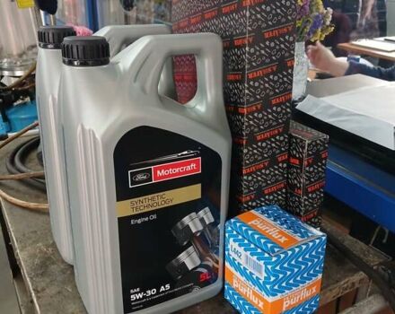 Серый Ленд Ровер Дискавери, объемом двигателя 3 л и пробегом 99 тыс. км за 49900 $, фото 18 на Automoto.ua