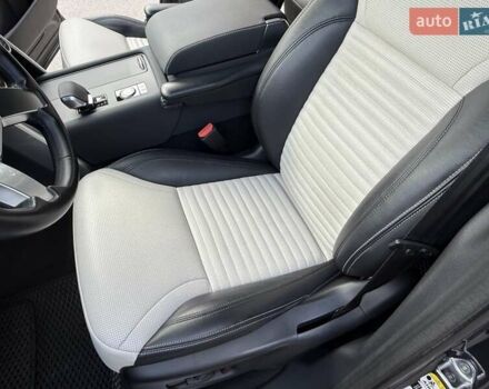 Серый Ленд Ровер Дискавери, объемом двигателя 3 л и пробегом 94 тыс. км за 48000 $, фото 23 на Automoto.ua