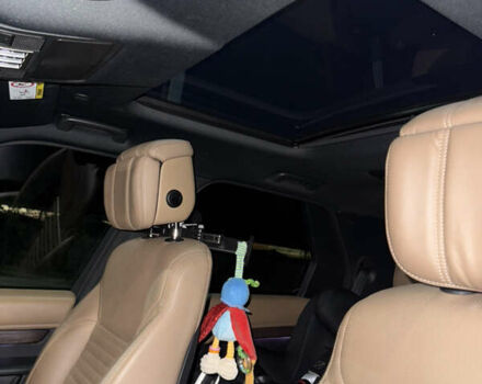 Серый Ленд Ровер Дискавери, объемом двигателя 3 л и пробегом 73 тыс. км за 64000 $, фото 6 на Automoto.ua