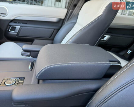 Ленд Ровер Дискавери 2021 в Киеве на Automoto.ua Серый Ленд Ровер Дискавери, объемом двигателя 3 л и пробегом 54 тыс. км за 58700 $, фото 46 на Automoto.ua