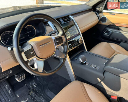 Сірий Ленд Ровер Діскавері, об'ємом двигуна 3 л та пробігом 45 тис. км за 78000 $, фото 42 на Automoto.ua