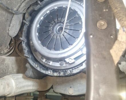 Серый Ленд Ровер Дискавери, объемом двигателя 2.5 л и пробегом 415 тыс. км за 6850 $, фото 1 на Automoto.ua