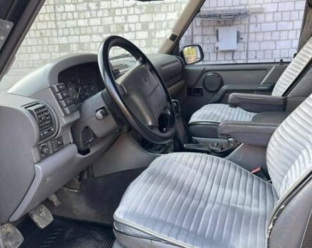 Синий Ленд Ровер Дискавери, объемом двигателя 2.5 л и пробегом 189 тыс. км за 12000 $, фото 4 на Automoto.ua