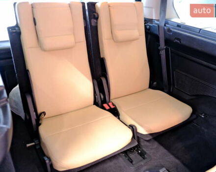 Синий Ленд Ровер Дискавери, объемом двигателя 2.7 л и пробегом 241 тыс. км за 9900 $, фото 37 на Automoto.ua