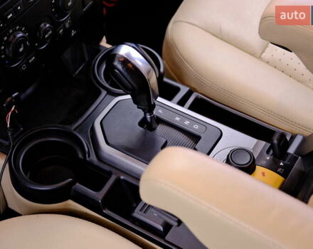 Синий Ленд Ровер Дискавери, объемом двигателя 2.7 л и пробегом 241 тыс. км за 9900 $, фото 15 на Automoto.ua