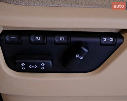 Синий Ленд Ровер Дискавери, объемом двигателя 2.7 л и пробегом 241 тыс. км за 9900 $, фото 24 на Automoto.ua